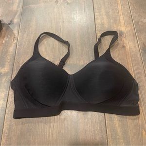 SOLD ✅ HANES Women’s Solid Black Wire Free Adjustable Strap Bra Size: XL #G507